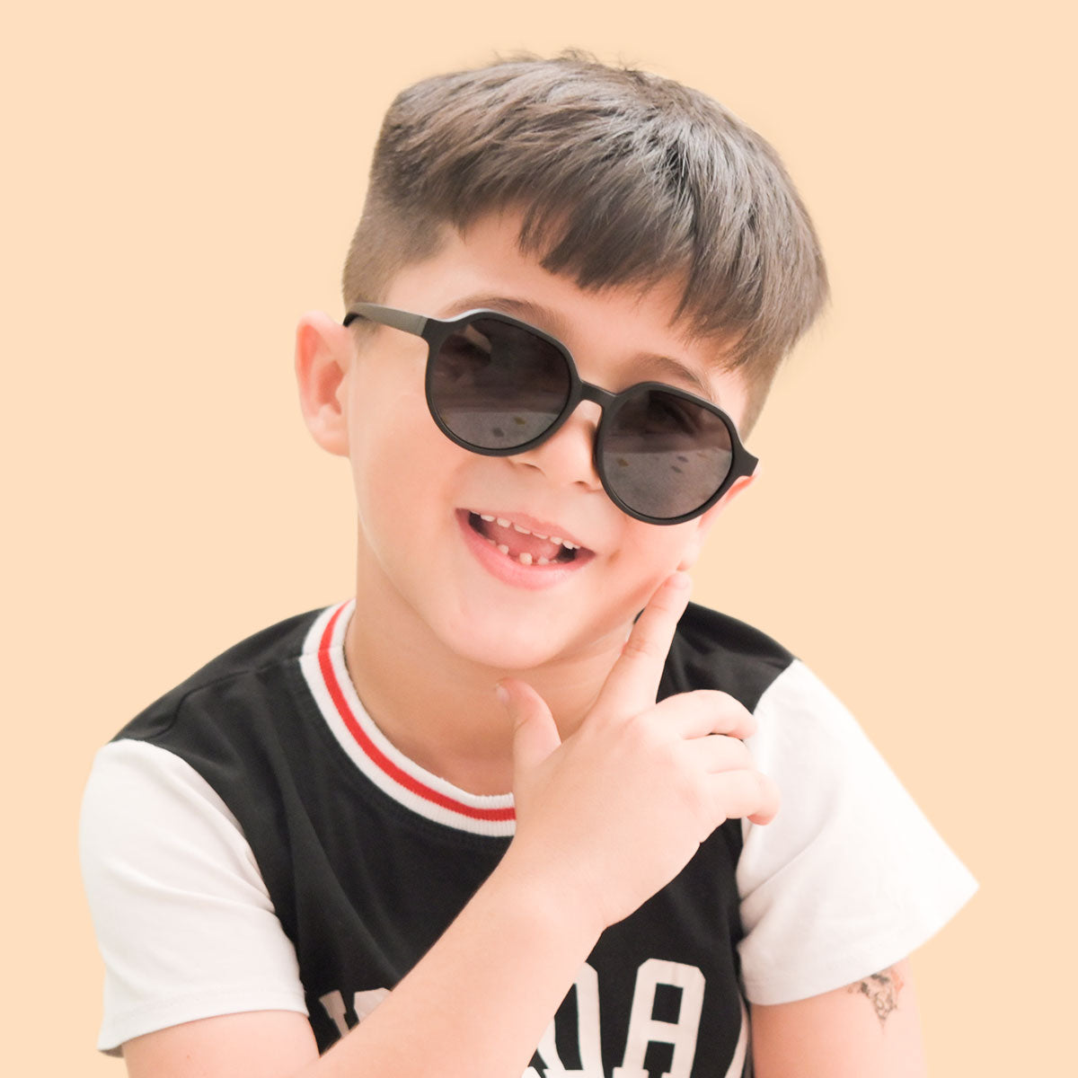 Classic Black Round Frame Sunglasses for Kids Outdoor Eyewear