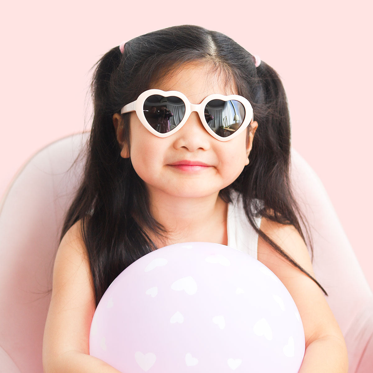 Cream Heart Sunglasses for Kids Aged 3-10 UV Protection